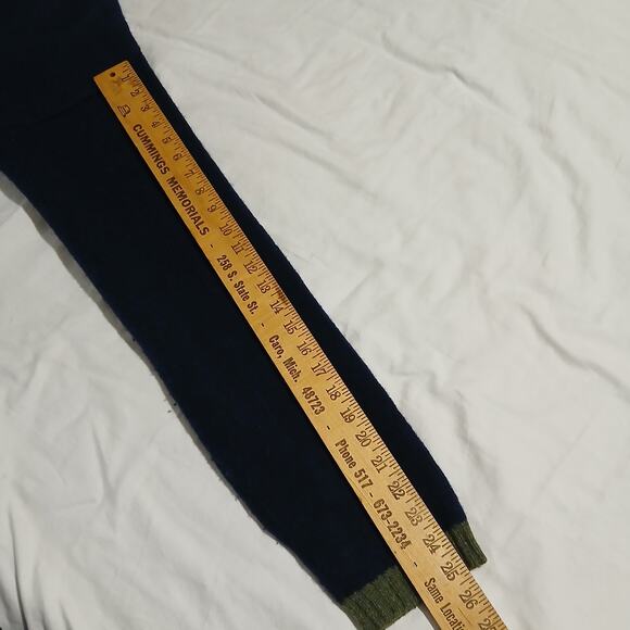 Vintage Old Navy Men's XL !00% Wool Navy with Sage Green  V Neck/Cuffs - Picture 7 of 8